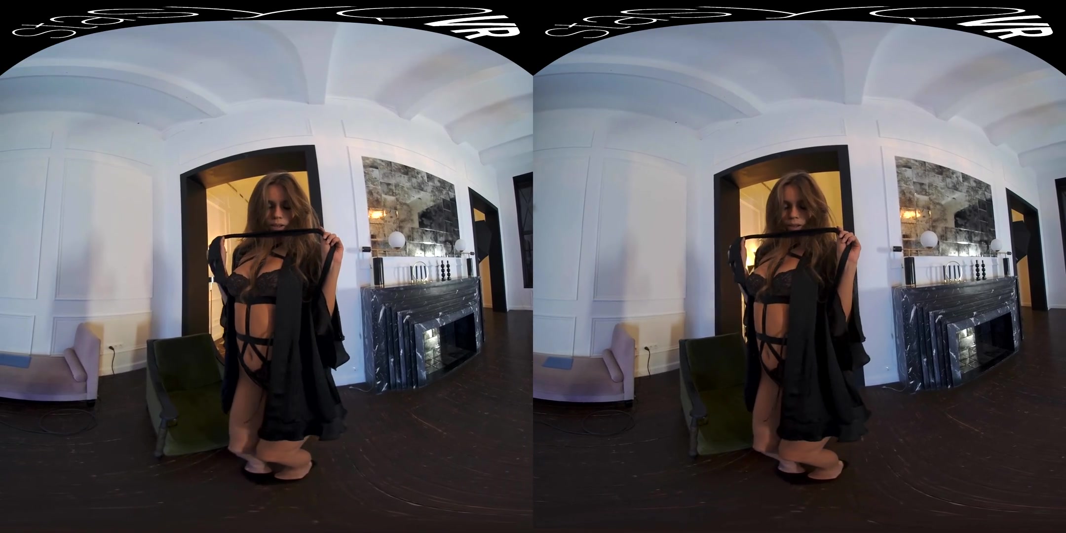 Nothing to the Imagination - Seductive Striptease in Ultra High Definition