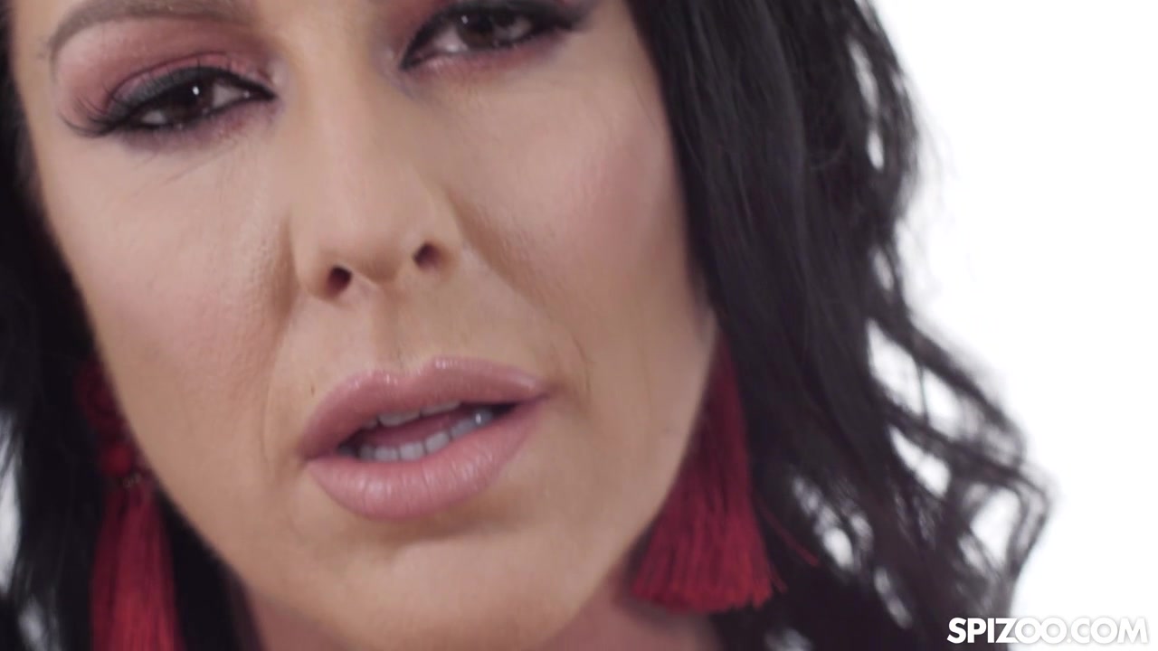 Texas Patti Goes Gonzo Glam 4k - Spizoo