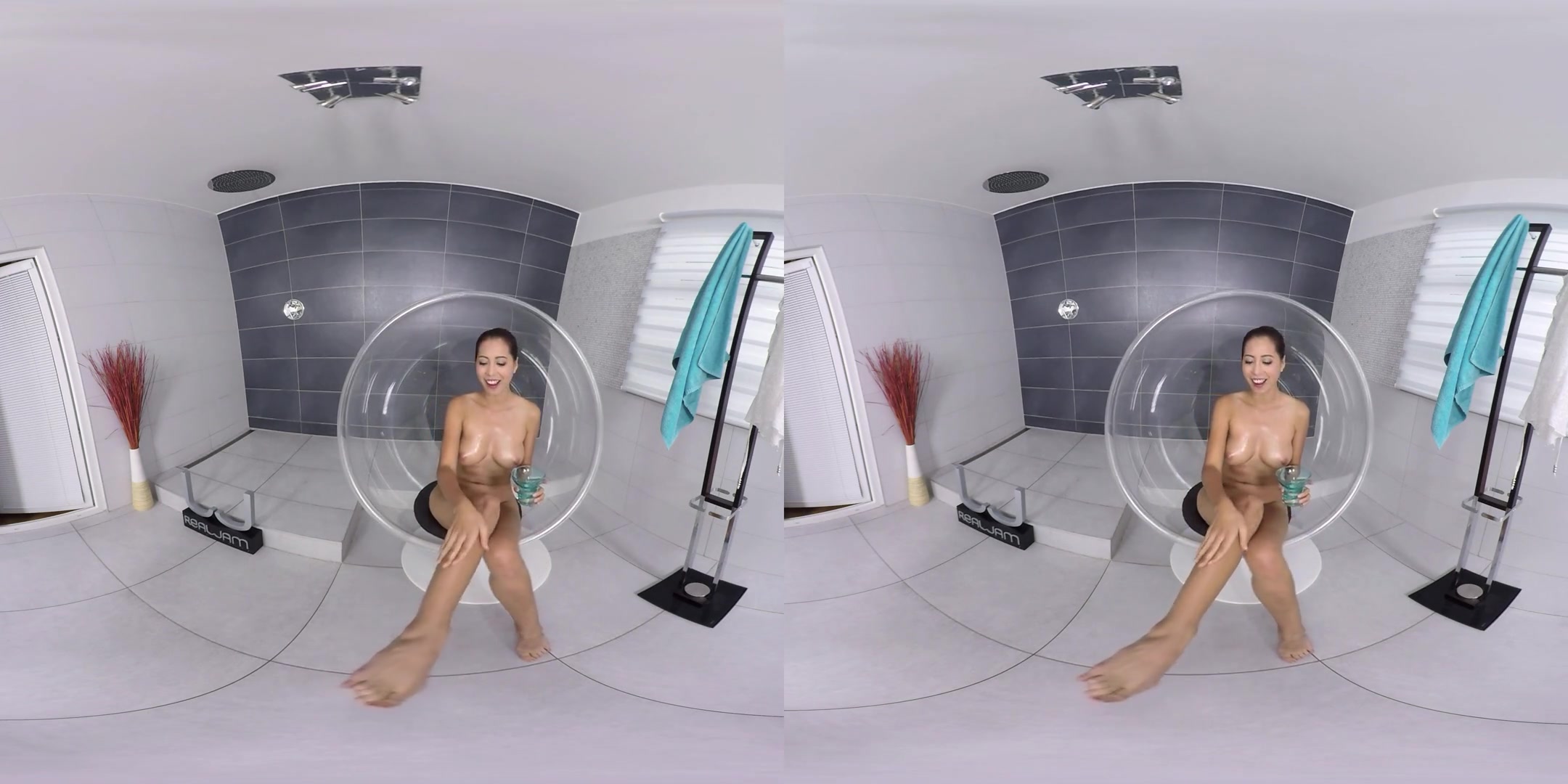 Paula Shy in Amazing Paula - RealJamVR