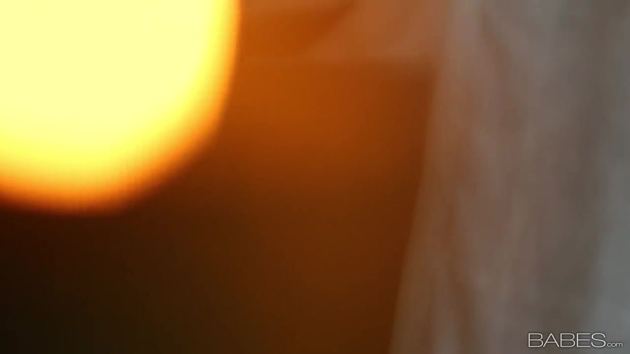 Beautiful Rockell Starbux masturbates and rubs tits