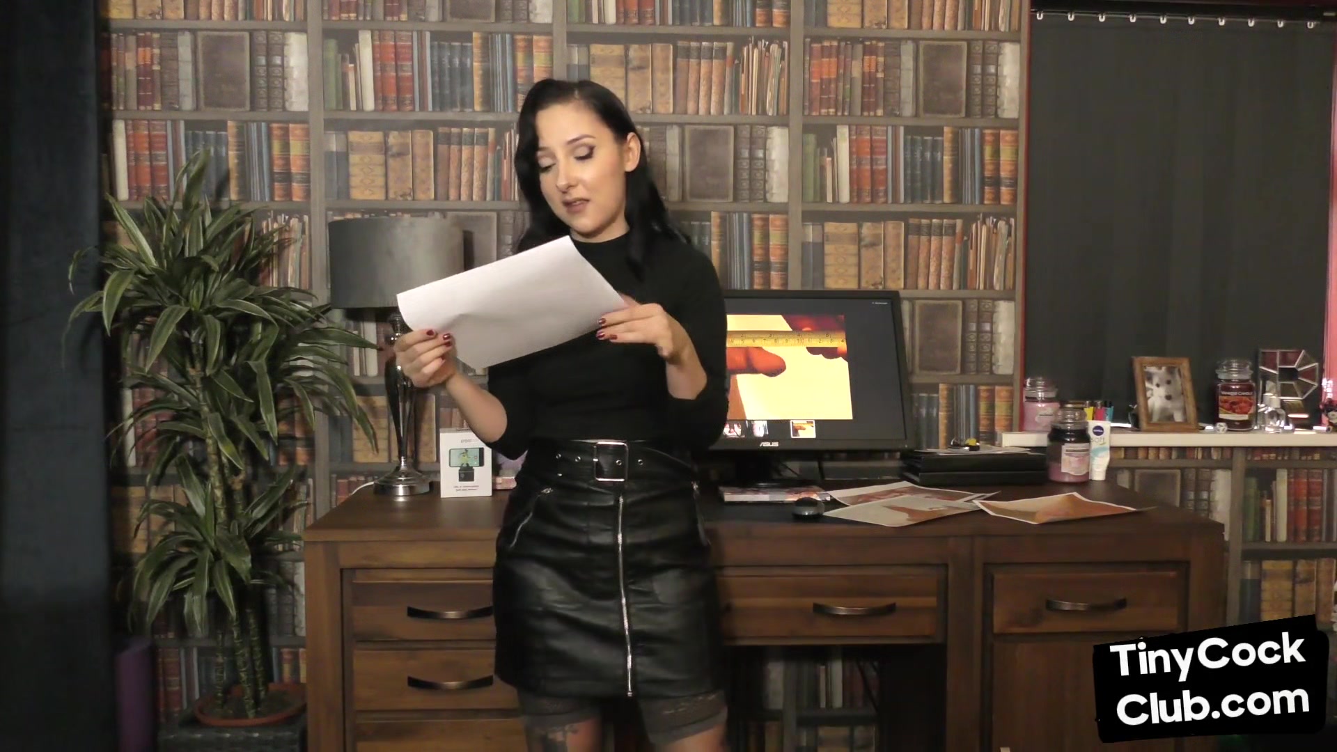 SPH solo leather babe talks dirty about small dicks