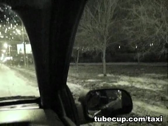 Hidden cam shoots girl dildo fucking in taxi