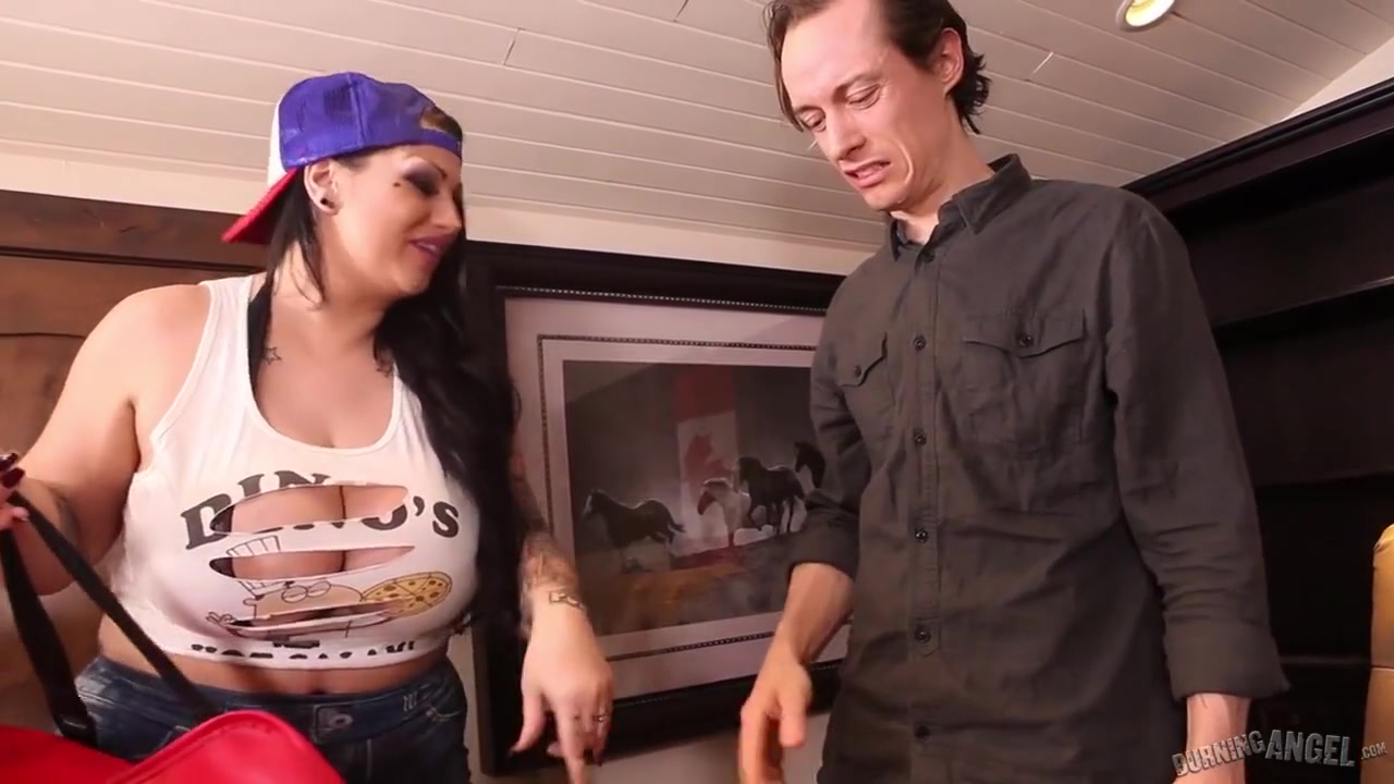 Samantha Mack In Chubby Pizza Girl Seduces Shy Skinny Step daddy At His House