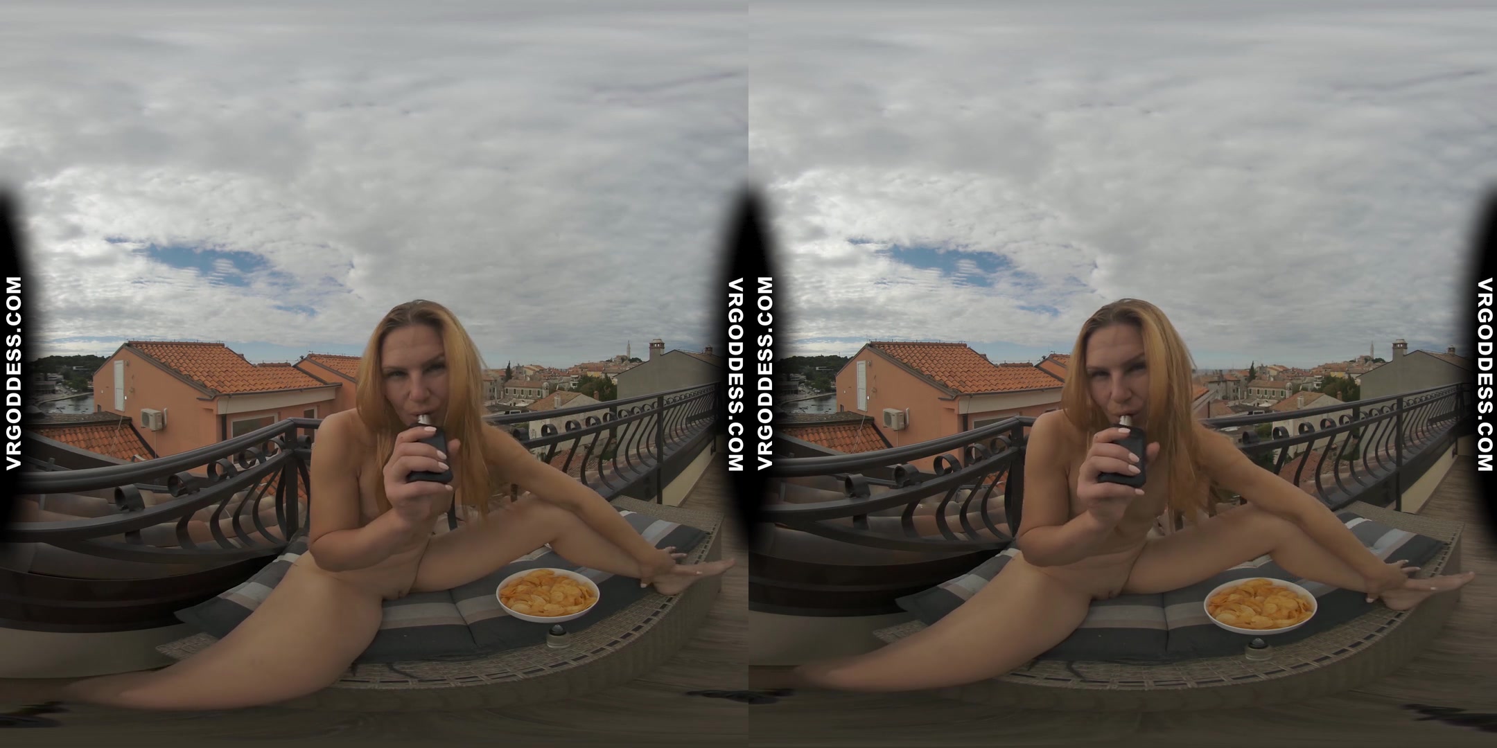 Hot Ginger Lea Naked Mukbang ASMR Chip Eating With A Nice View