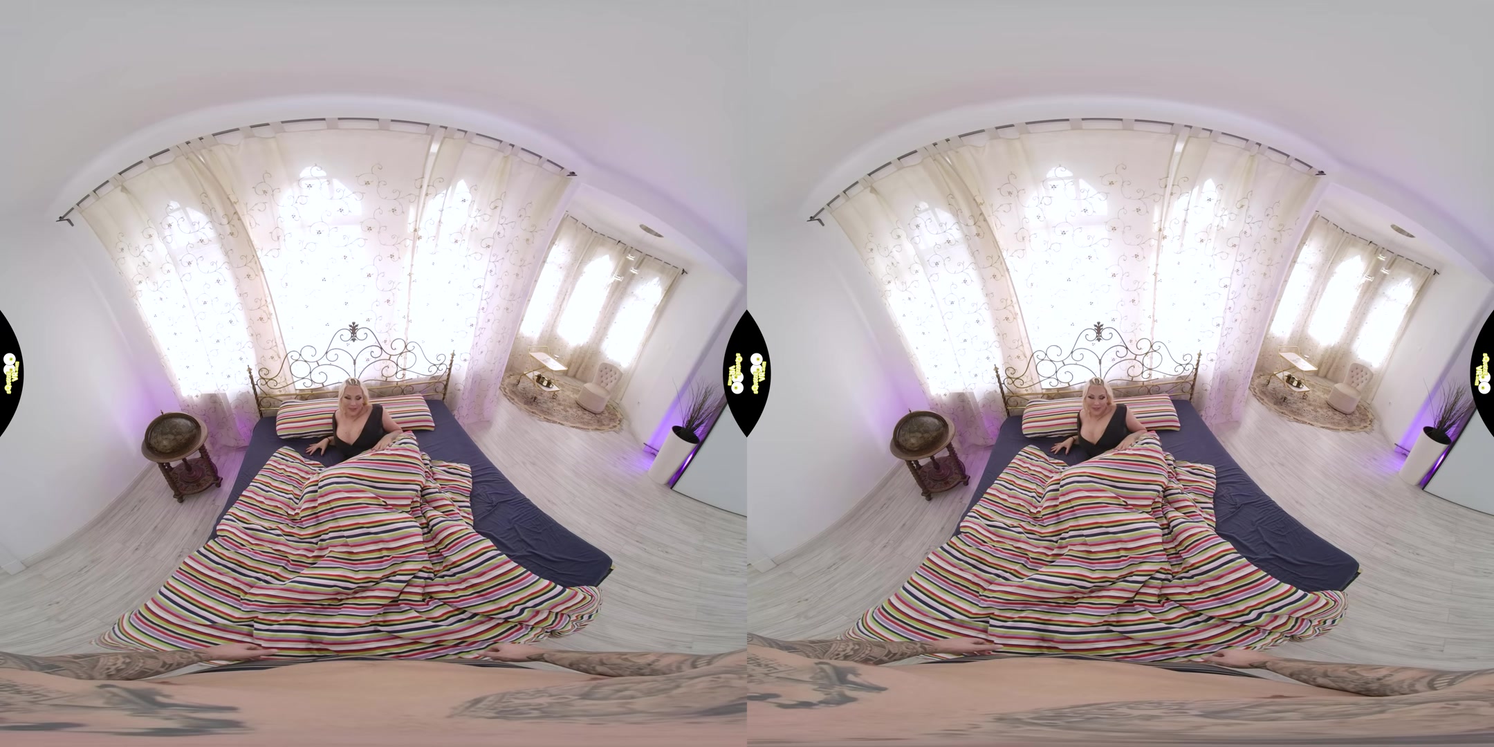Morning With Kira Hot - SqueezeVR