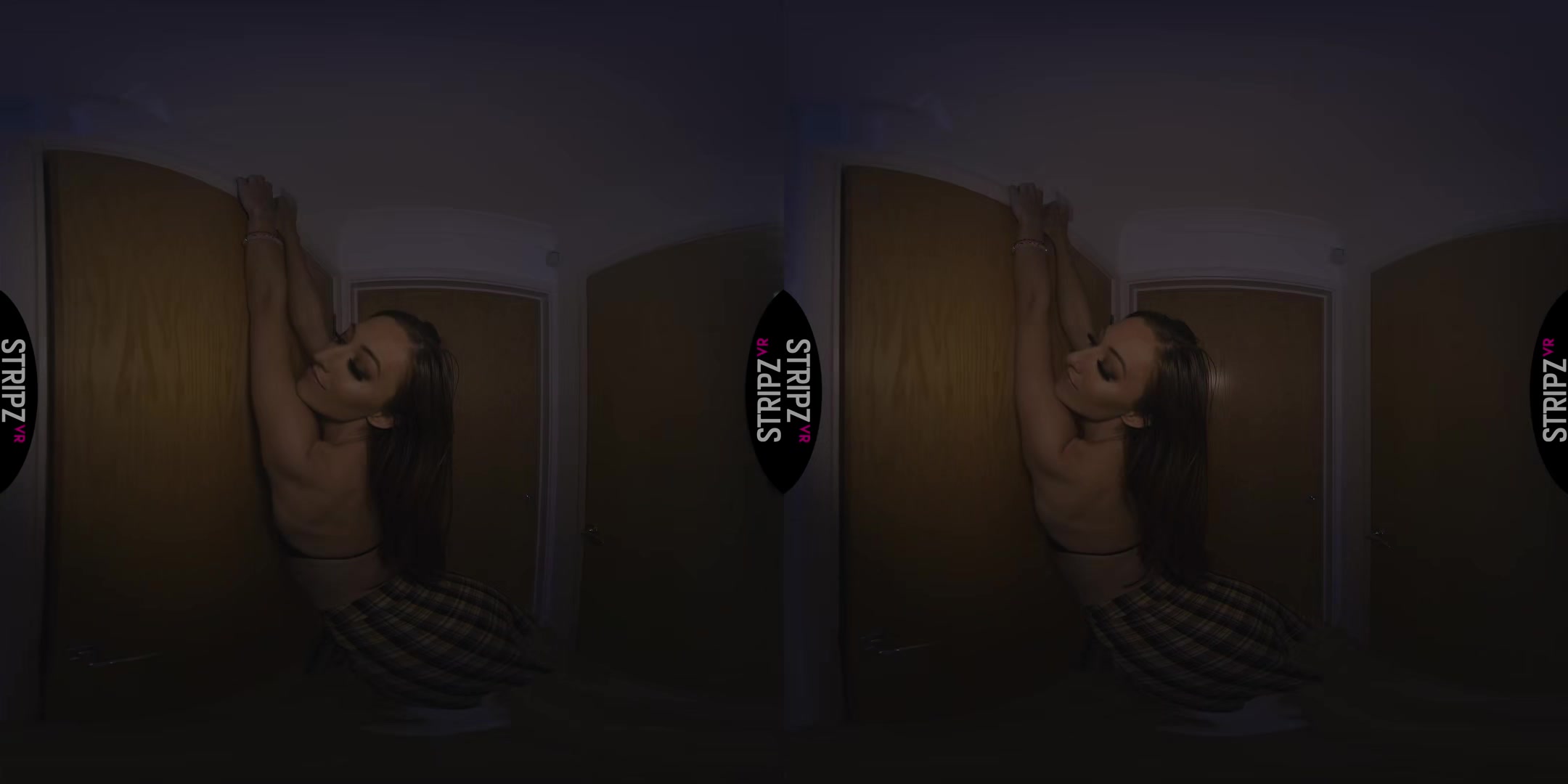 Sexy Boots - StripzVR