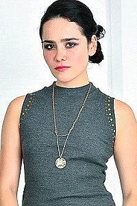 Watch Luna Ruiz videos