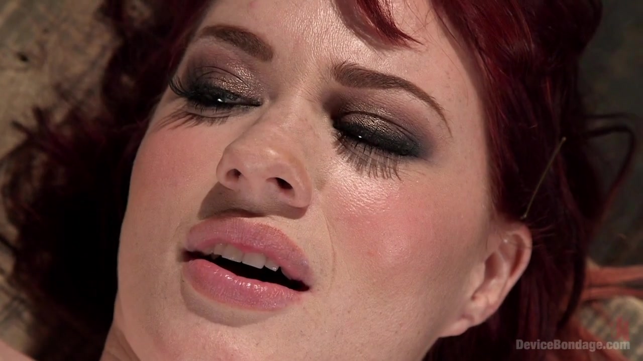 Jessica Ryan in Breaking In The New Girl - DeviceBondage