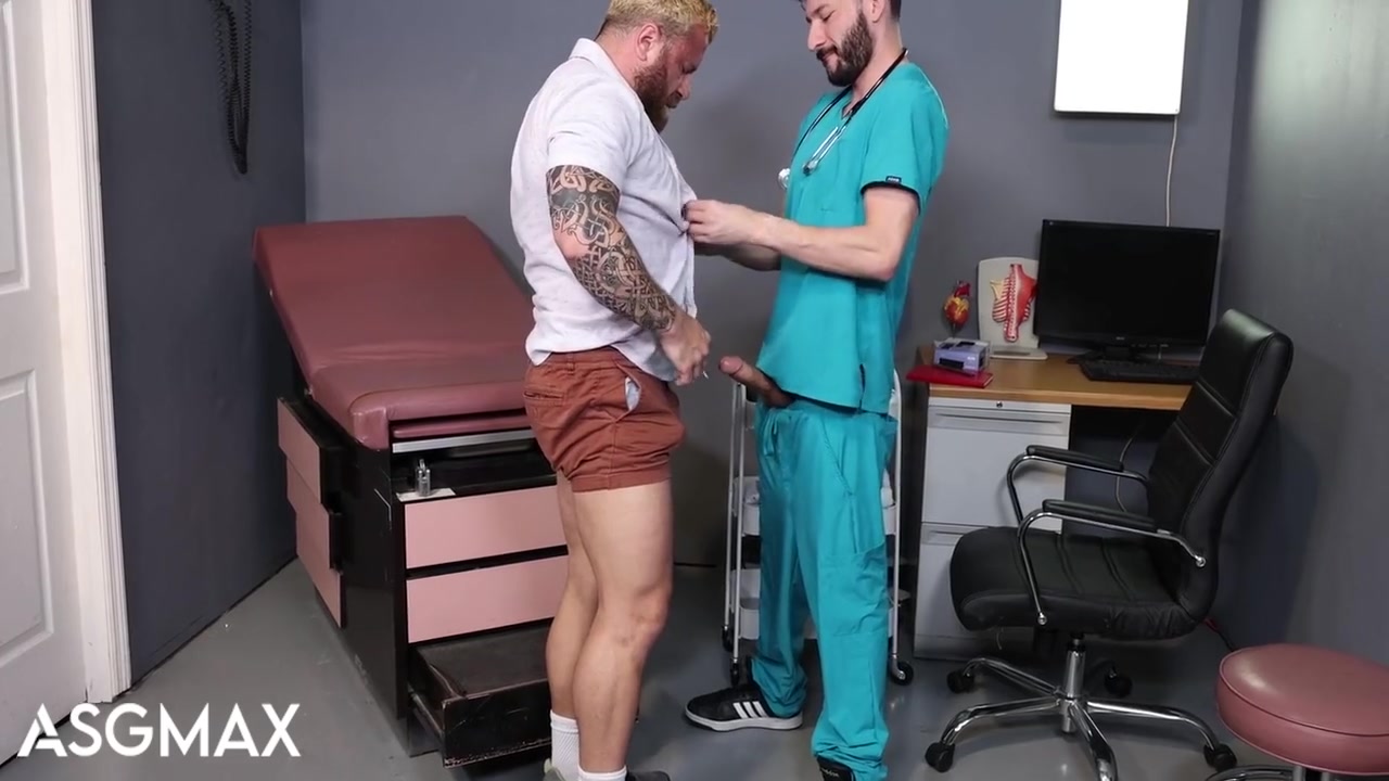 Doctor Fixes Riley Mitchels Throat Problem With His Cock