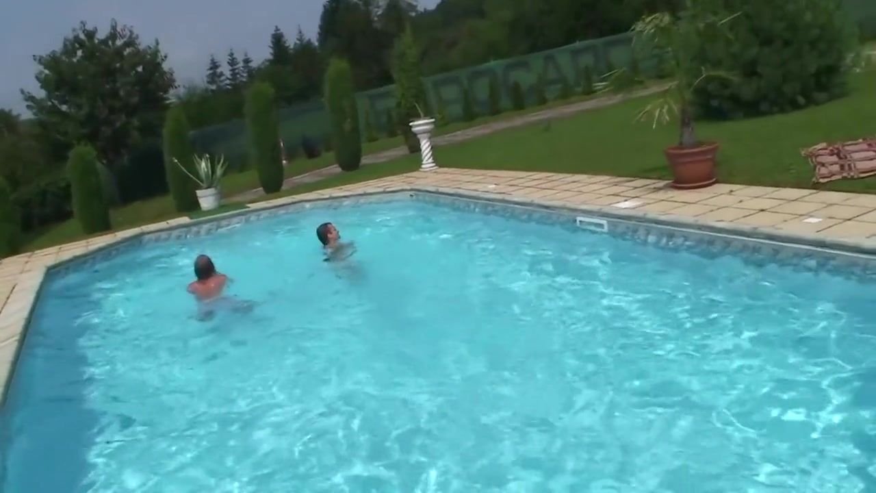 Intense Hot Foursome With These Two Beautiful With Denis Reed, Horny Blonde And Sharon Pink