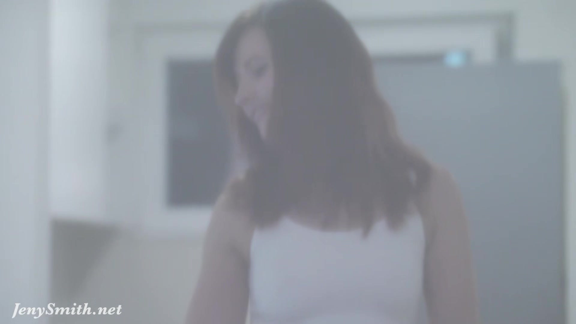 Spying on Jeny Smith thru the window while she take a nude selfies