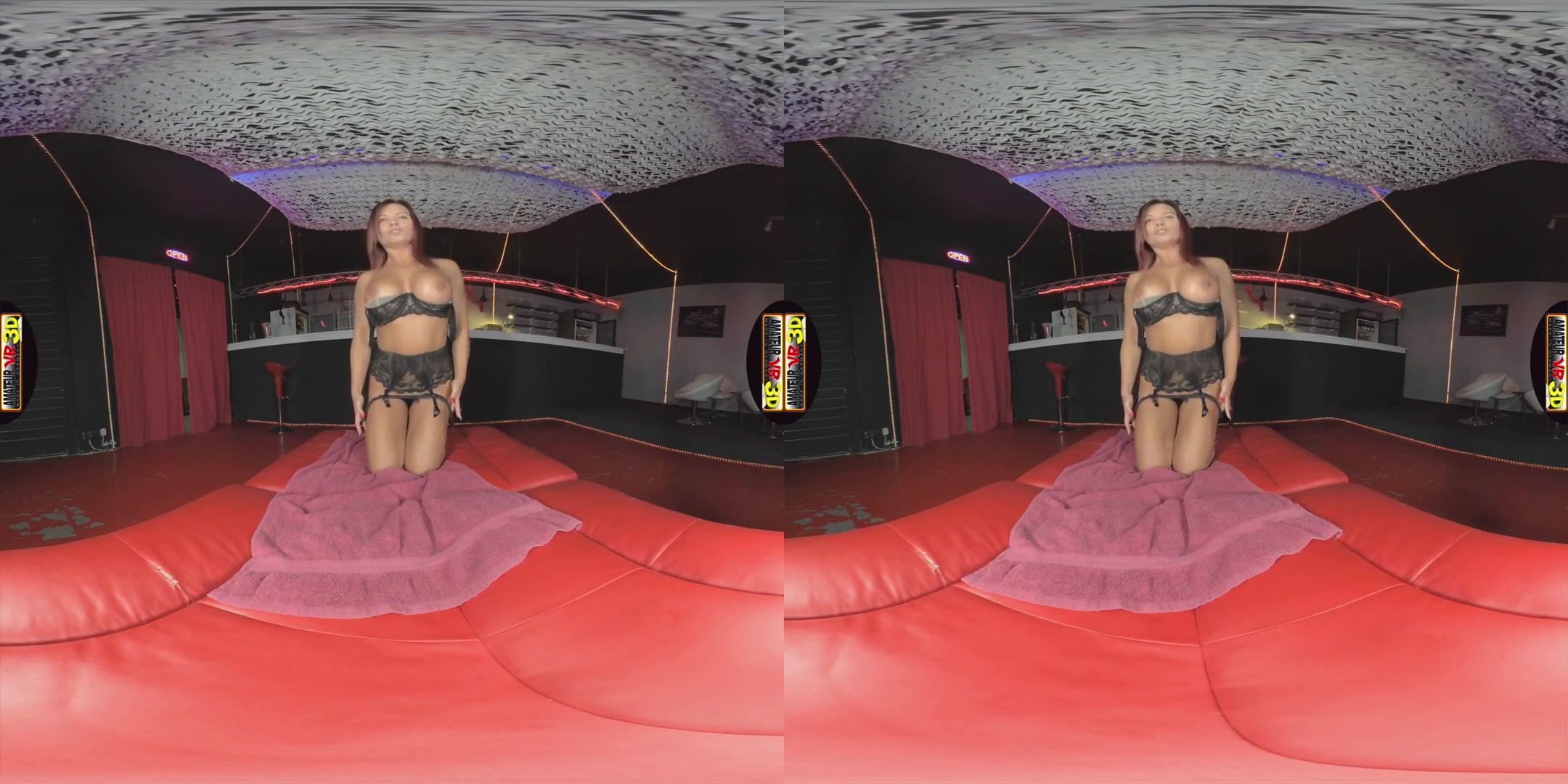 Eva - International Wet Pussy Show; Chubby Big Tits Amateur Solo