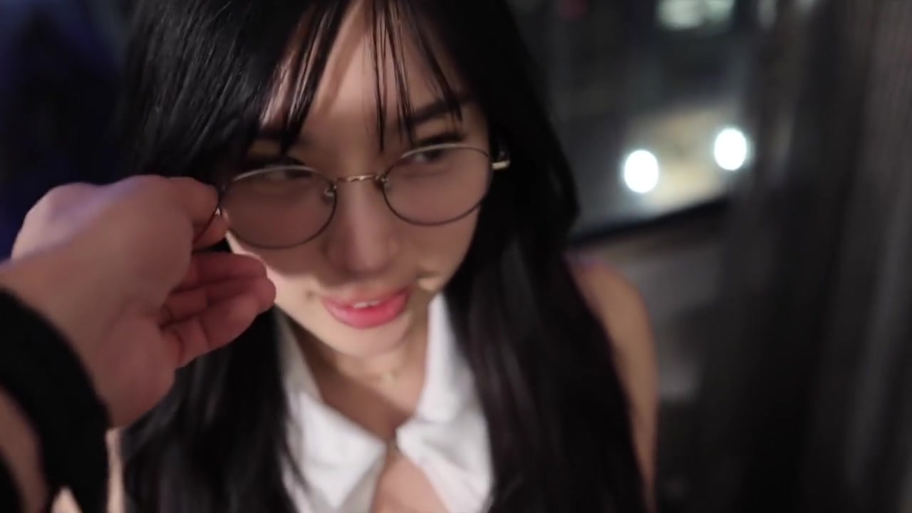 Korean Secretary Fucks Boss For Raise In Open Pantyhose ... Slutty Girl