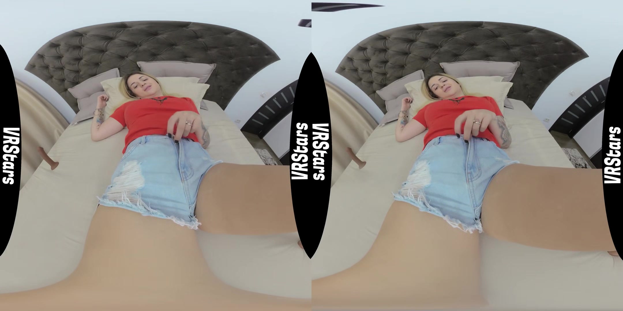 Dripping Wet Pussy Orgasm To Beautiful Squirting - Blonde Solo Model Toying Squirting