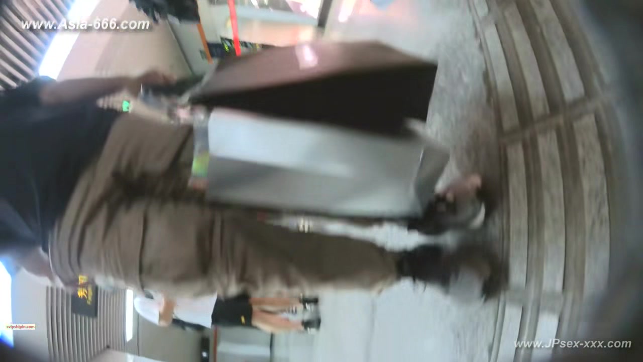 peeping chinese amateur upskirt.113