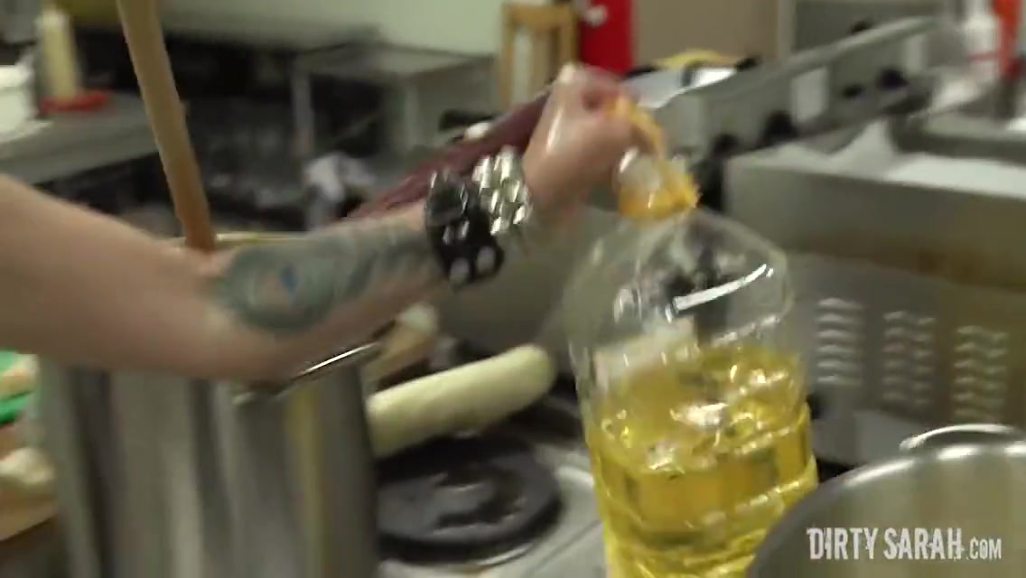 Fisting & Squirting With Huge Salami 3 Min