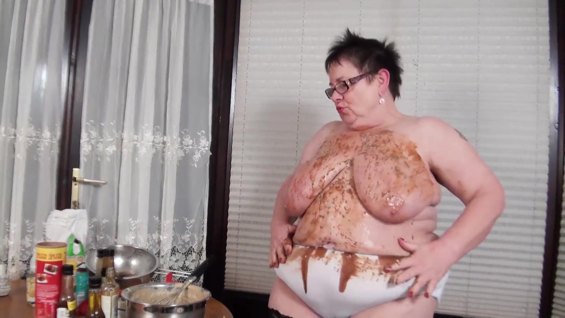 Warm Sweet Honey's Bake Off Pt2 - TacAmateurs