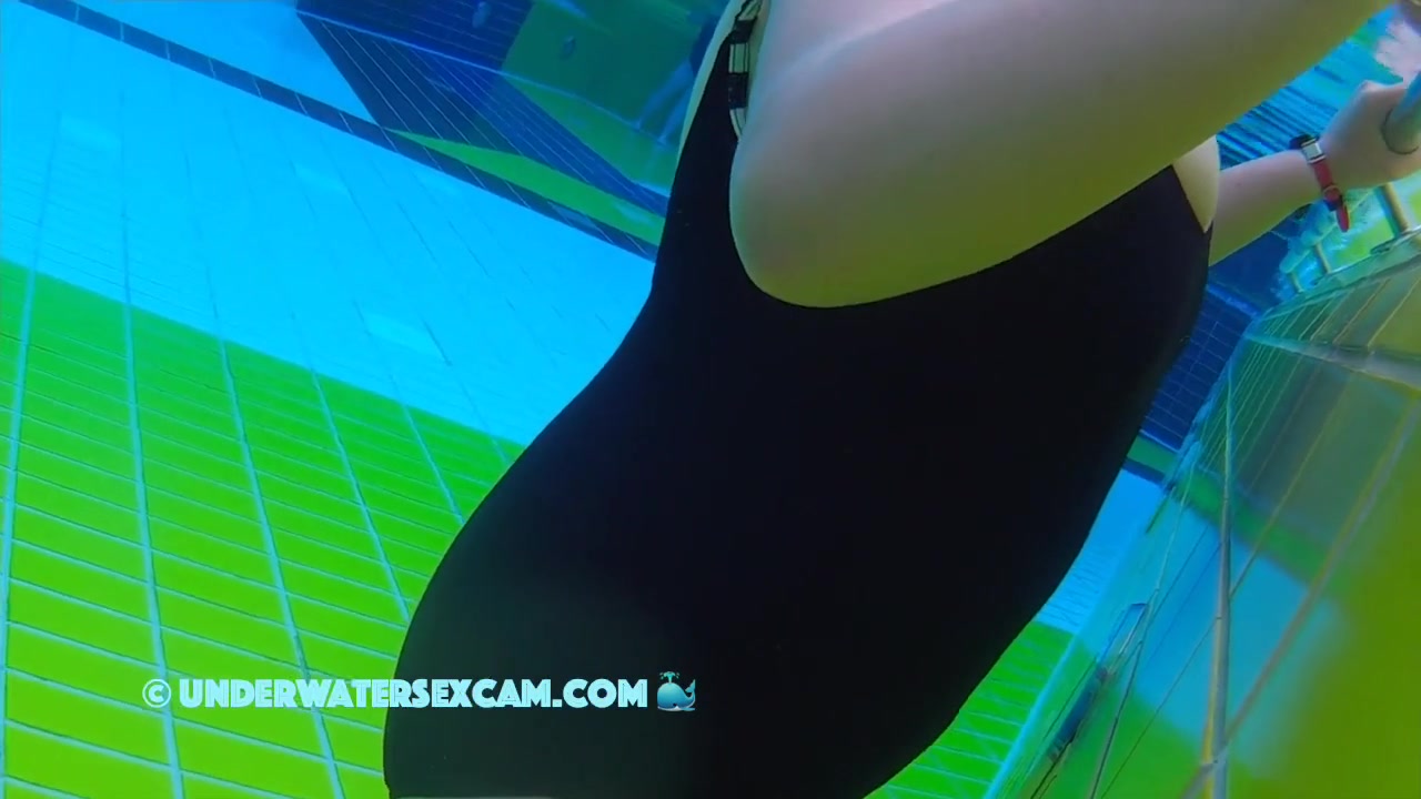 Girl Gets Horny And Wants To Show More