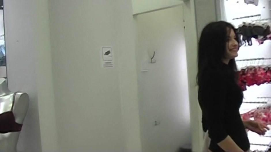 Nika in horny dude fucking a chick in a sex tape video