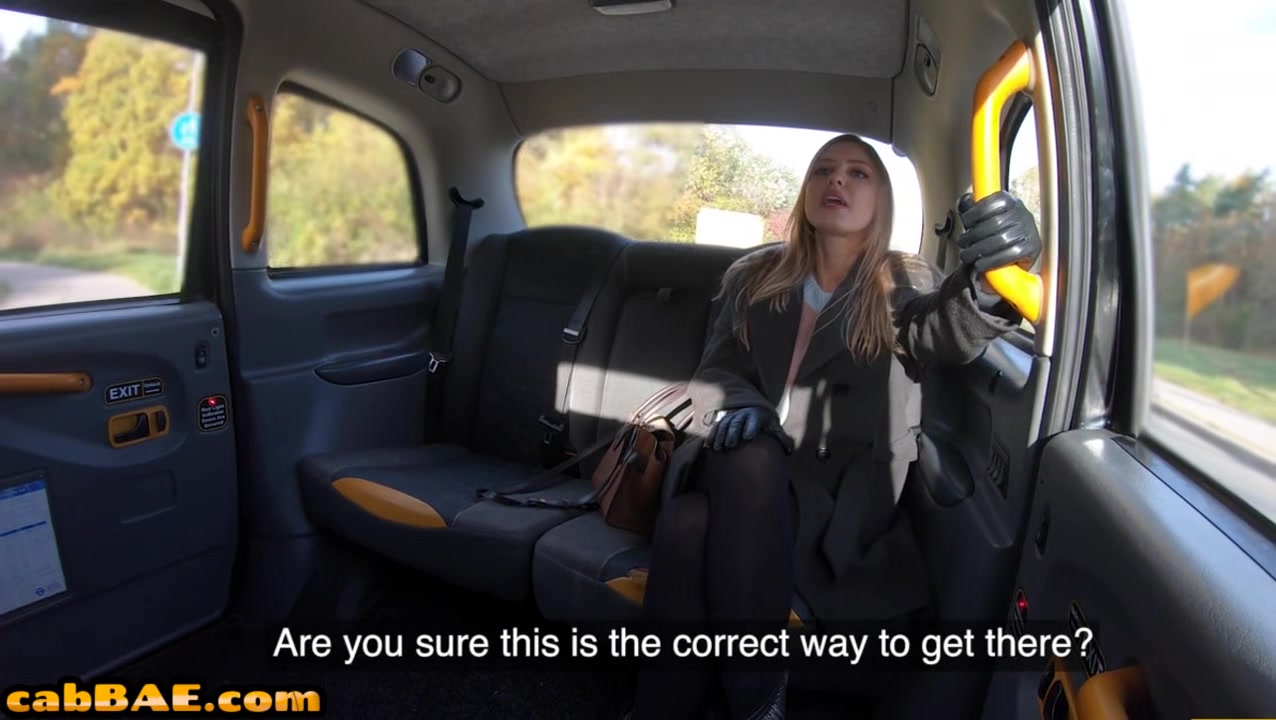 Amateur cab babe in pantyhose n gloves pussyfucked outdoor
