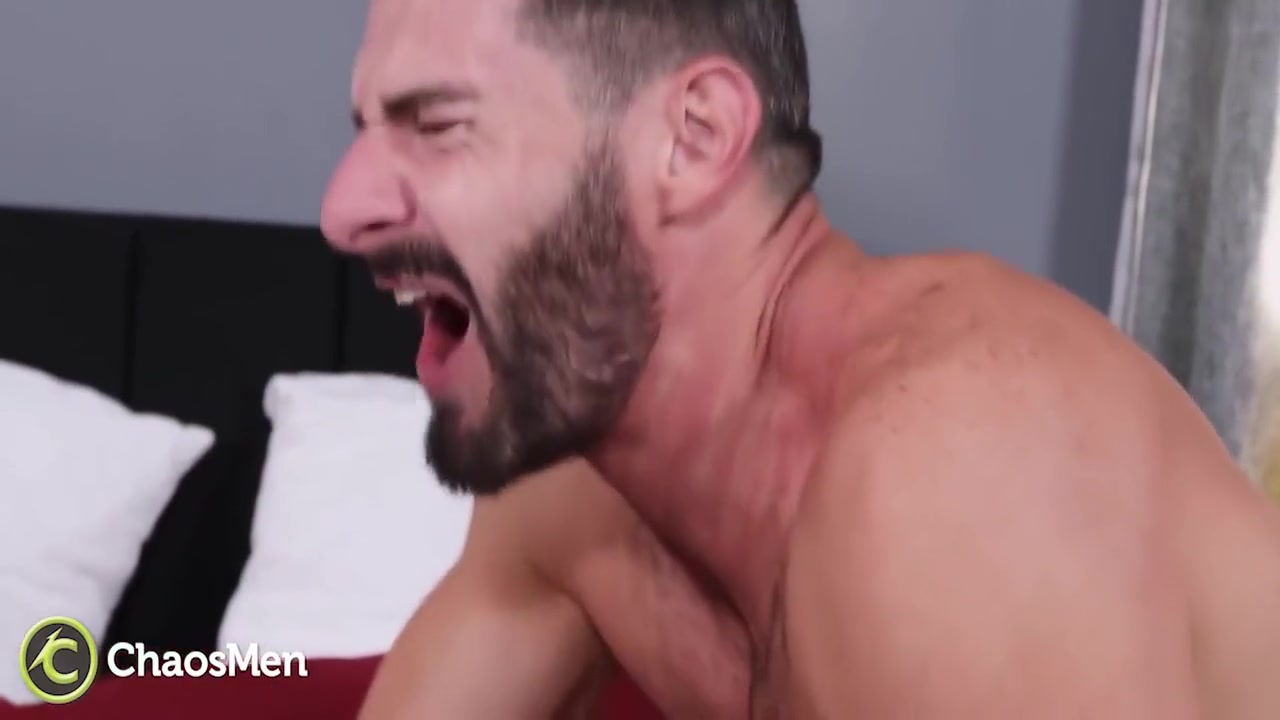 Tatted Reams Hairy Hot Ass 12 Min With Dylan Creamer And Gio Carrera
