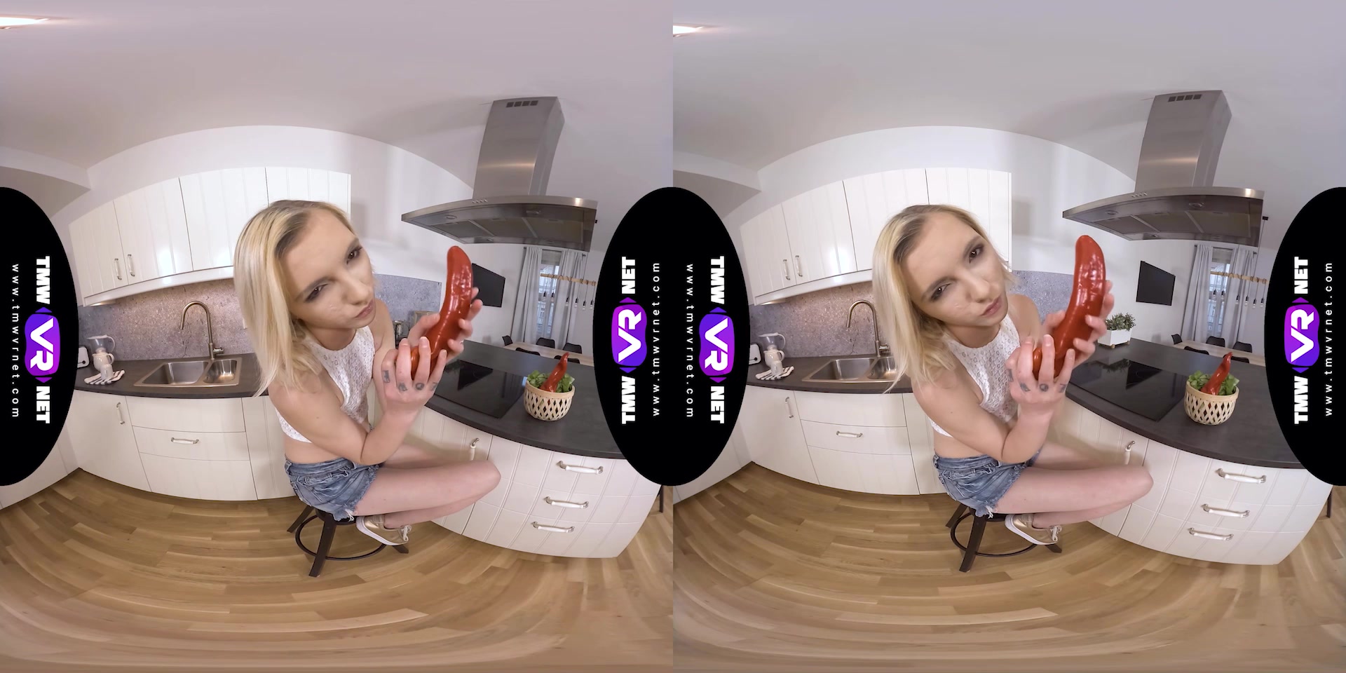 Hot pepper for salad and orgasm - TmwVRnet