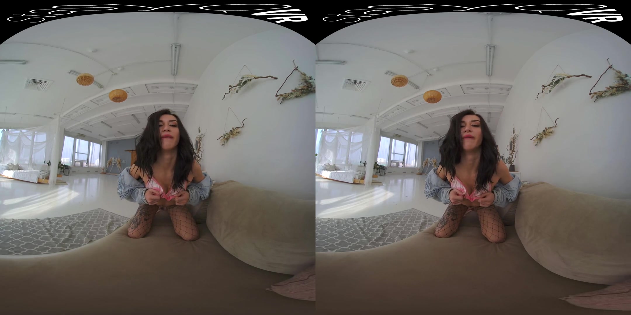 The Rose's Thornes - Busty Babe High Class Solo Striptease Ultra High Resolution VR