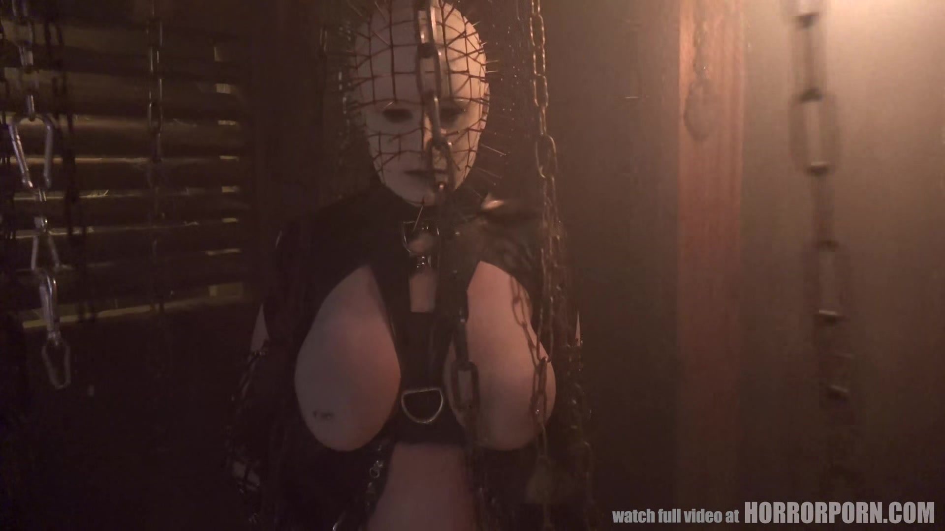 HORRORPORN - Pinhead