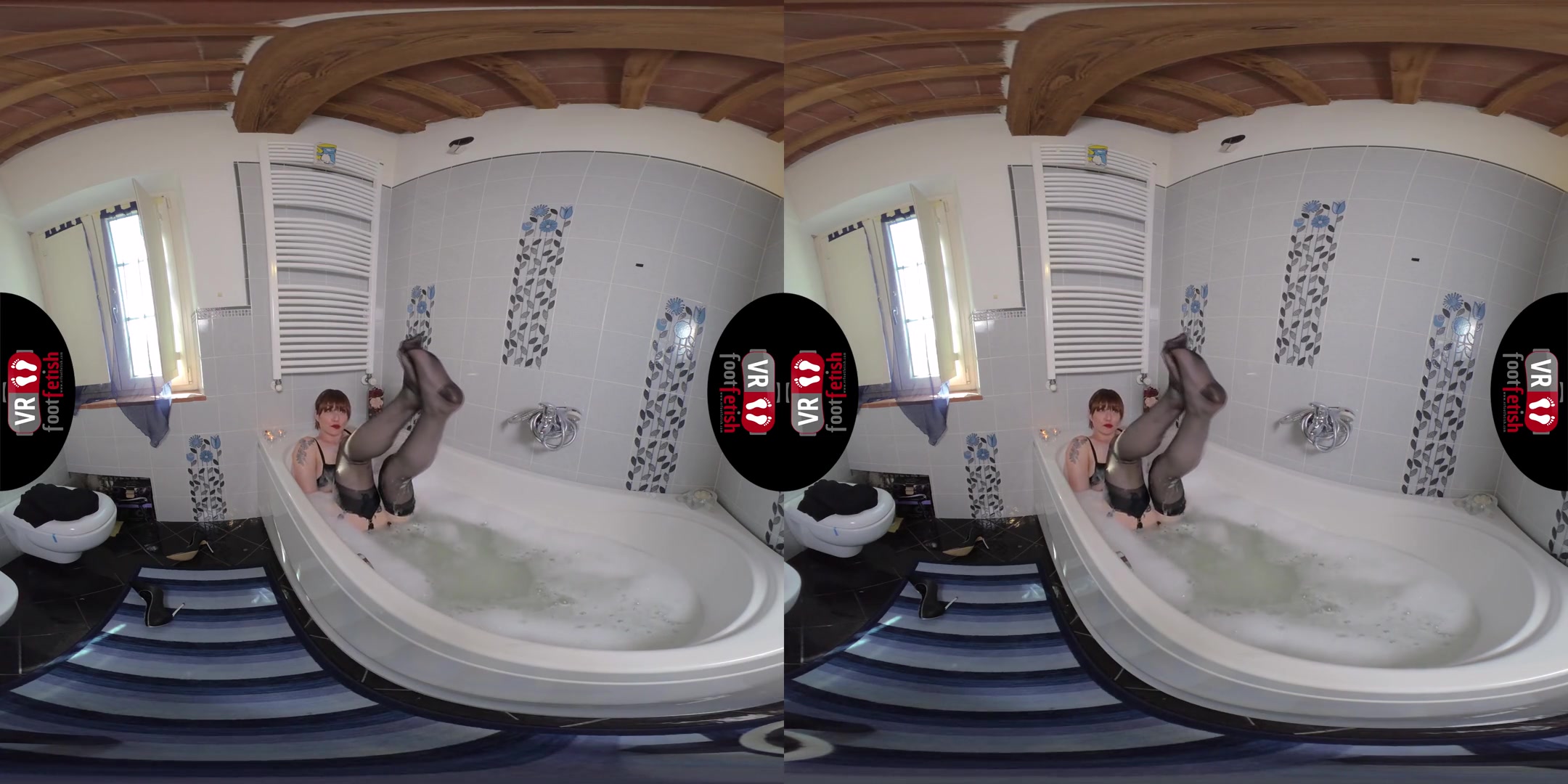 Jaw-Droppingly Sexy Ammalia Takes A Warm Bath; Redhead in the Bath Leg Fetish VR