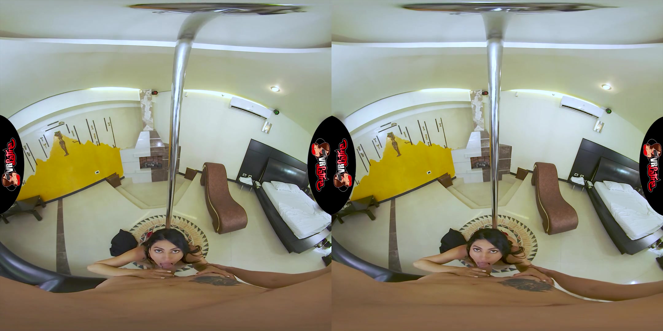 Isis Sol in Pole Dancing Me - VRLatina