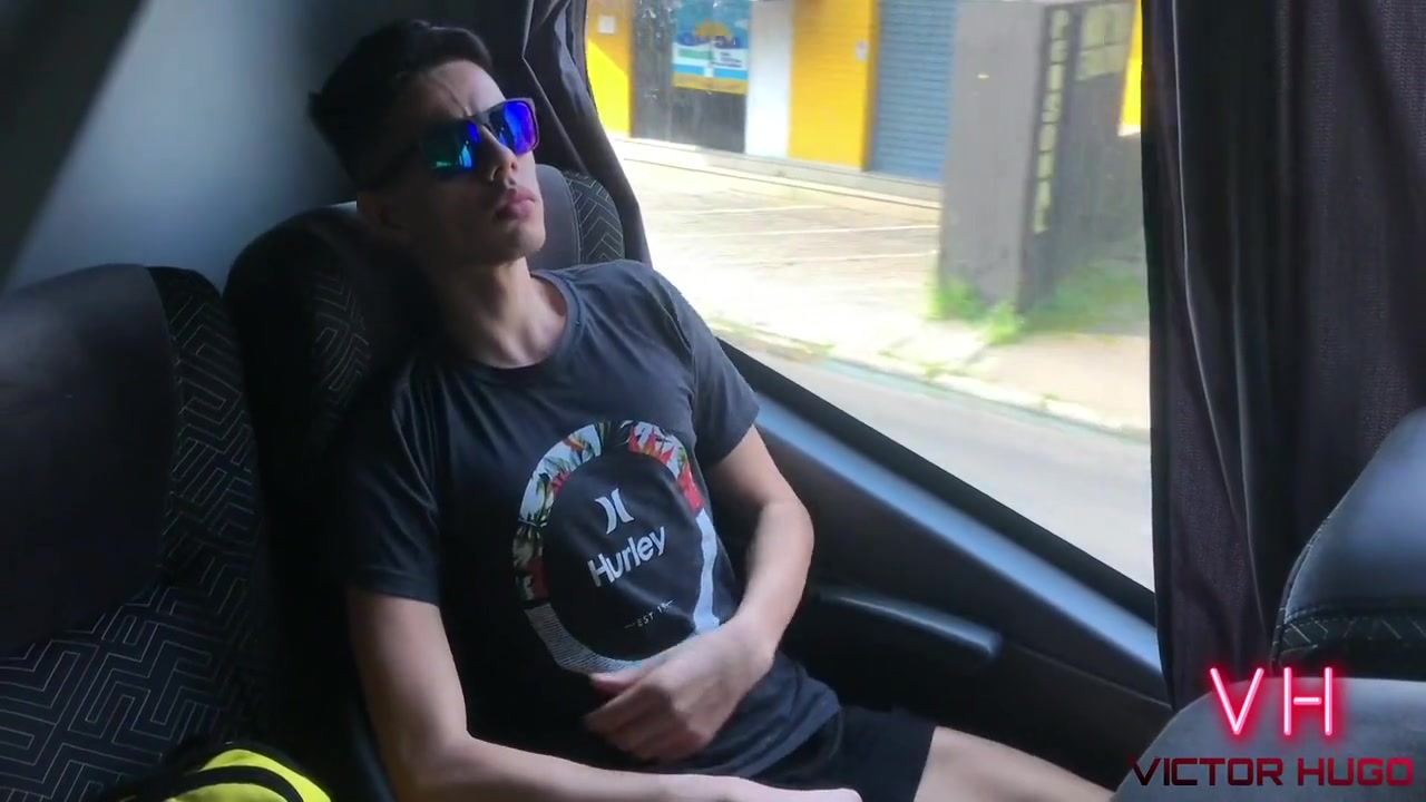 Country Boy Showing His Big Dick Inside The Bathroom Of The Moving Bus
