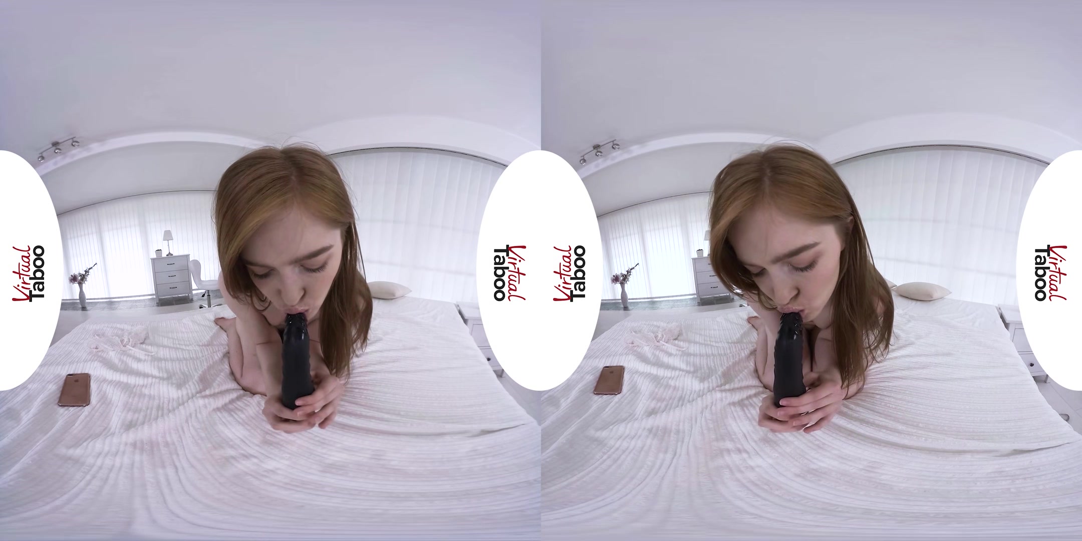 Jia Lissa VR Porn: Jia's Bedroom Dreams - VirtualTaboo