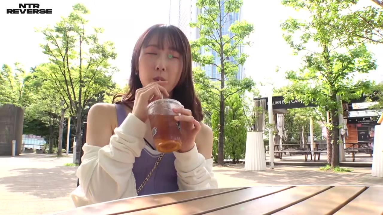 0010584_お姉さん セックス 騎乗位などが含まれている