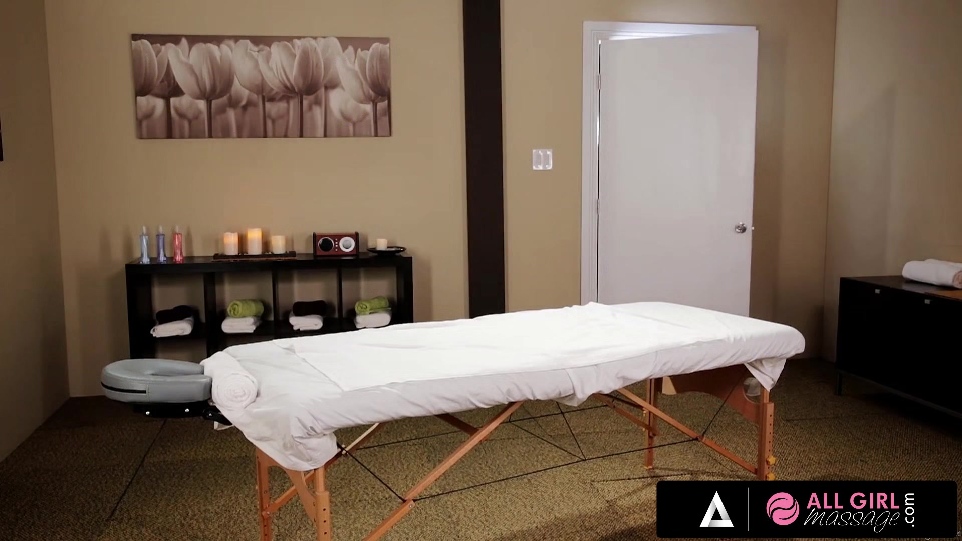 ALLGIRLMASSAGE New Masseuse Britney Amber Always Use Her Fingers To Please