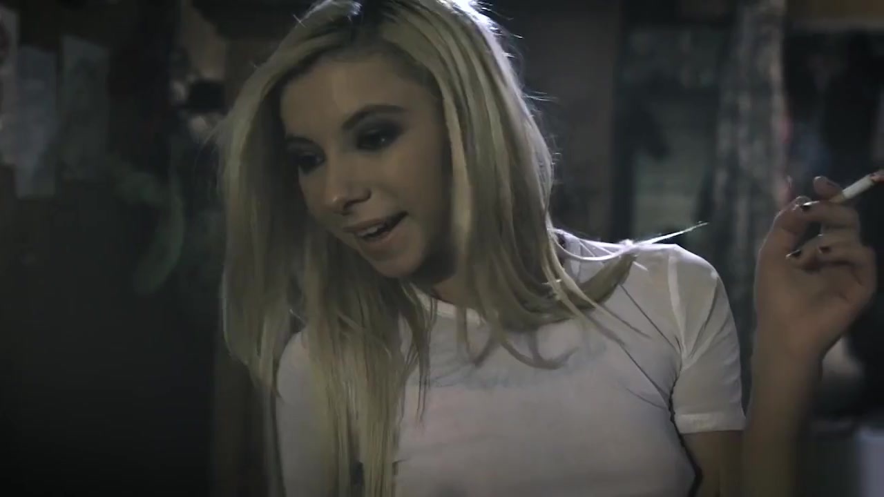 Perverted teen 18+ stepsister wants to fuck her stepbrother