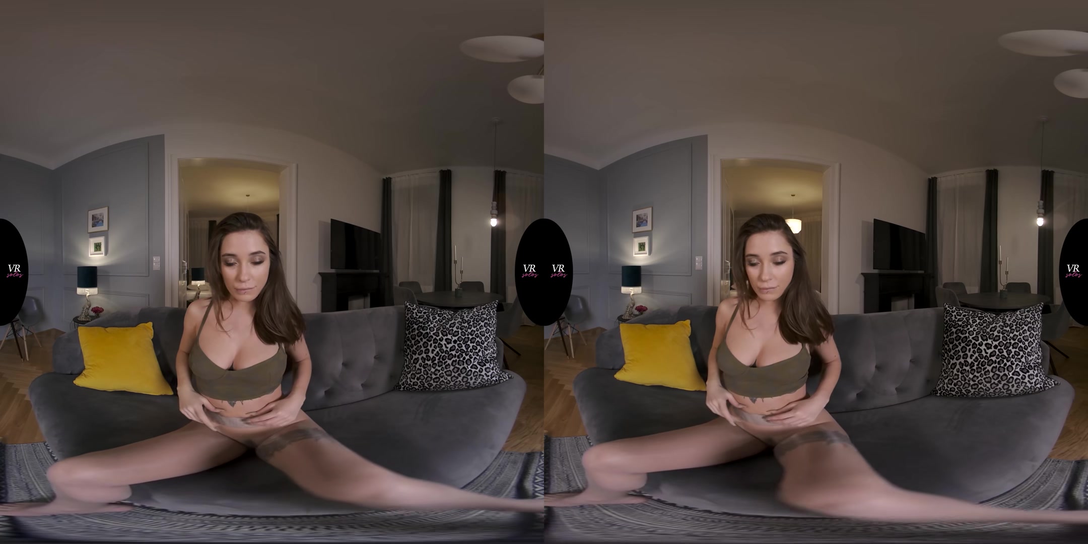 Liya Enjoys To Tease You - VRsolos