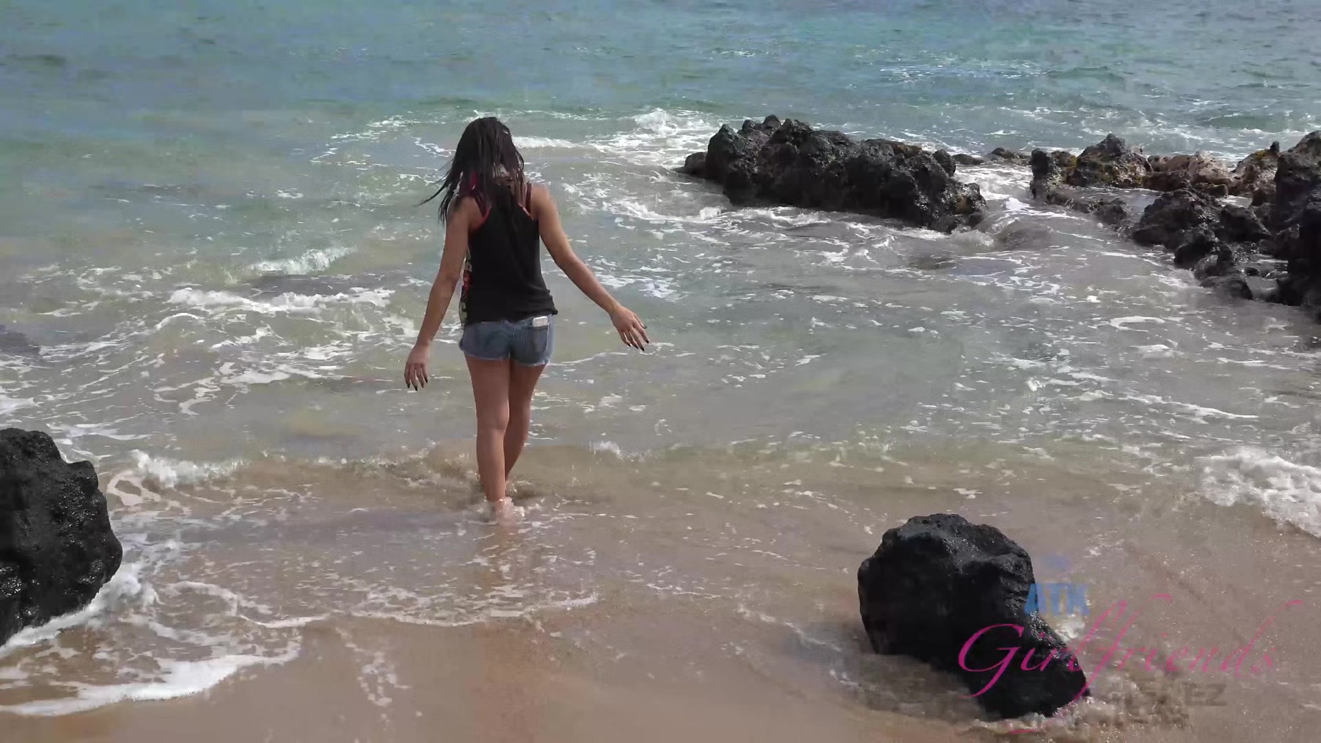 Virtual Vacation In Hawaii With Holly Hendrix Part 1
