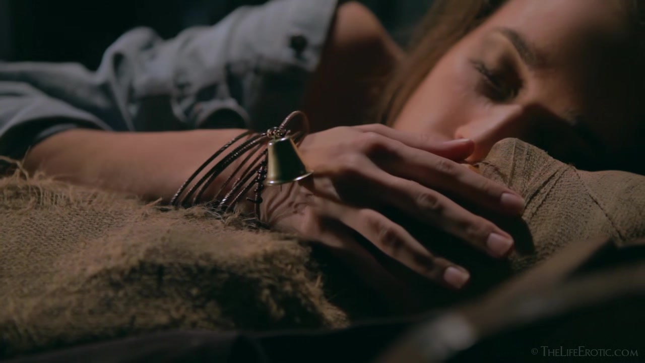 Scarecrow III 2 - Emily J - TheLifeErotic