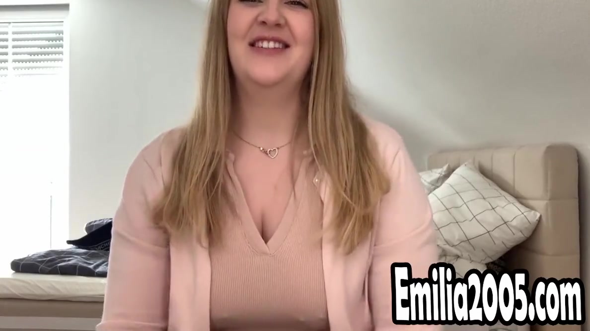 18yo Chubby teen 18+ First Time Nude!!