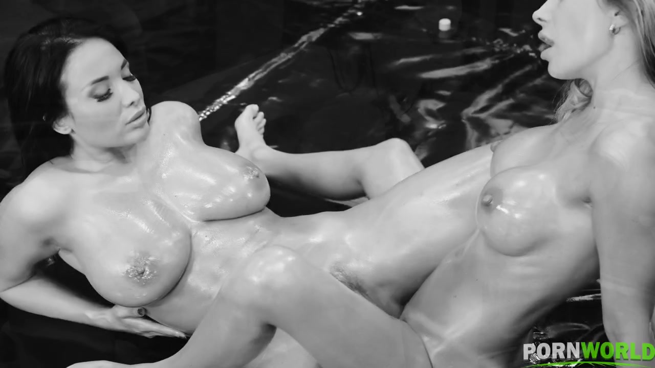 Babes Wrestle and Rumble in the Ring - 2 GP1653 - AnalVids