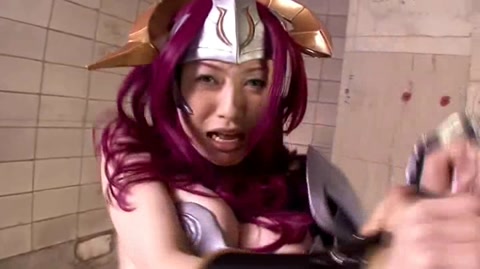 Cosplay Porn: Kyonyu Cosplay Bikini Armor 3