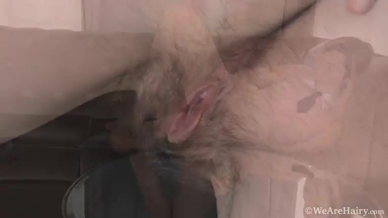Sammie Jenkins teases her hairy body for us - Compilation - WeAreHairy