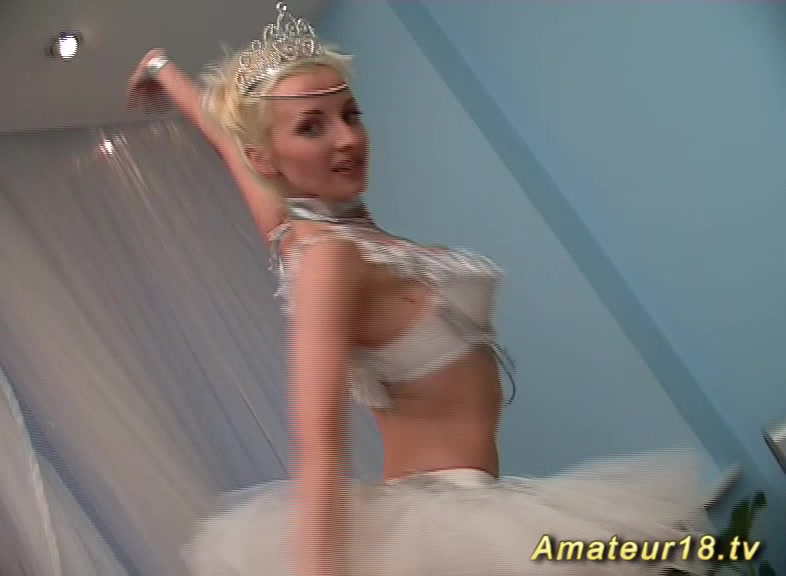 flexi sex with skinny ballerina