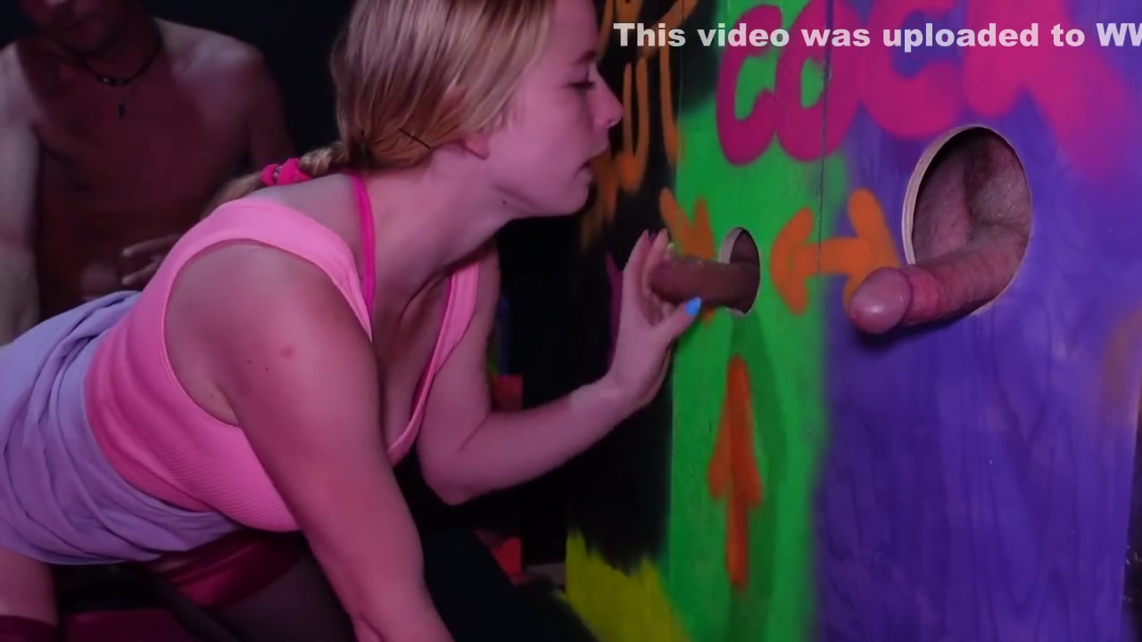 2 Cocks In Pussy! Ghetto Bukkake-gangbang Escalated!
