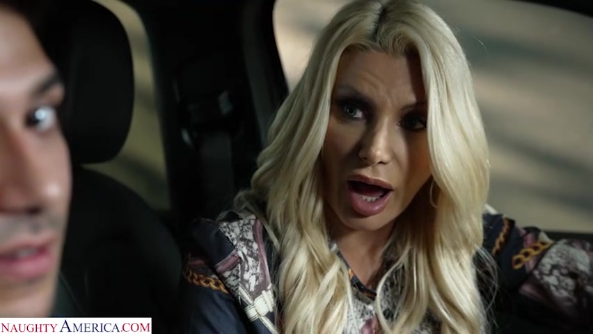 Lonely housewife Brittany Andrews takes a cock from stepson