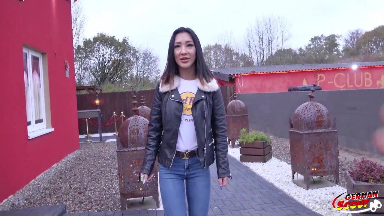 Kitty Kim In Skinny German Thai Teen 18+ Kitty Hai Pick Up And Talk To First Casting Fuck