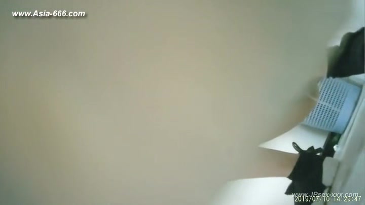 chinese girls go to ***