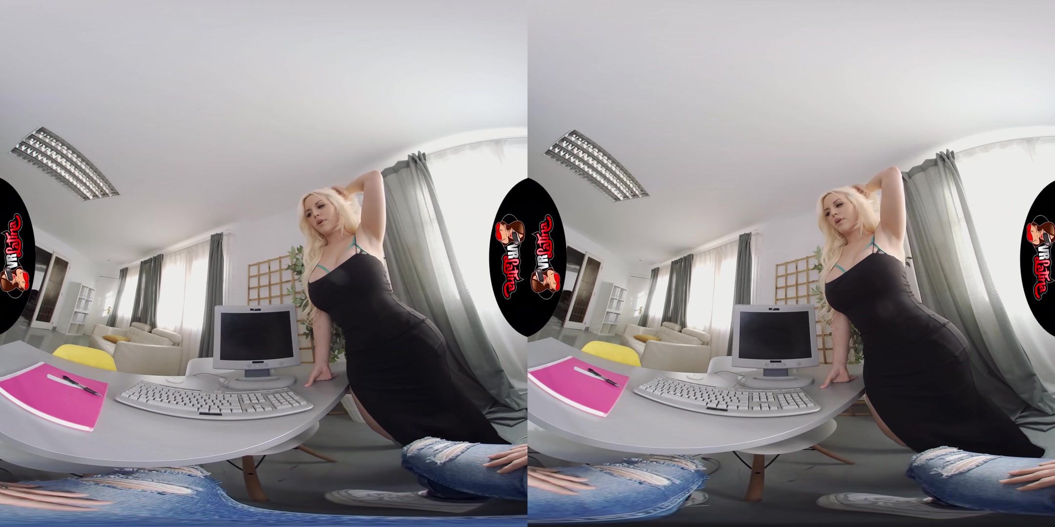 Craving My Curves - VRLatina