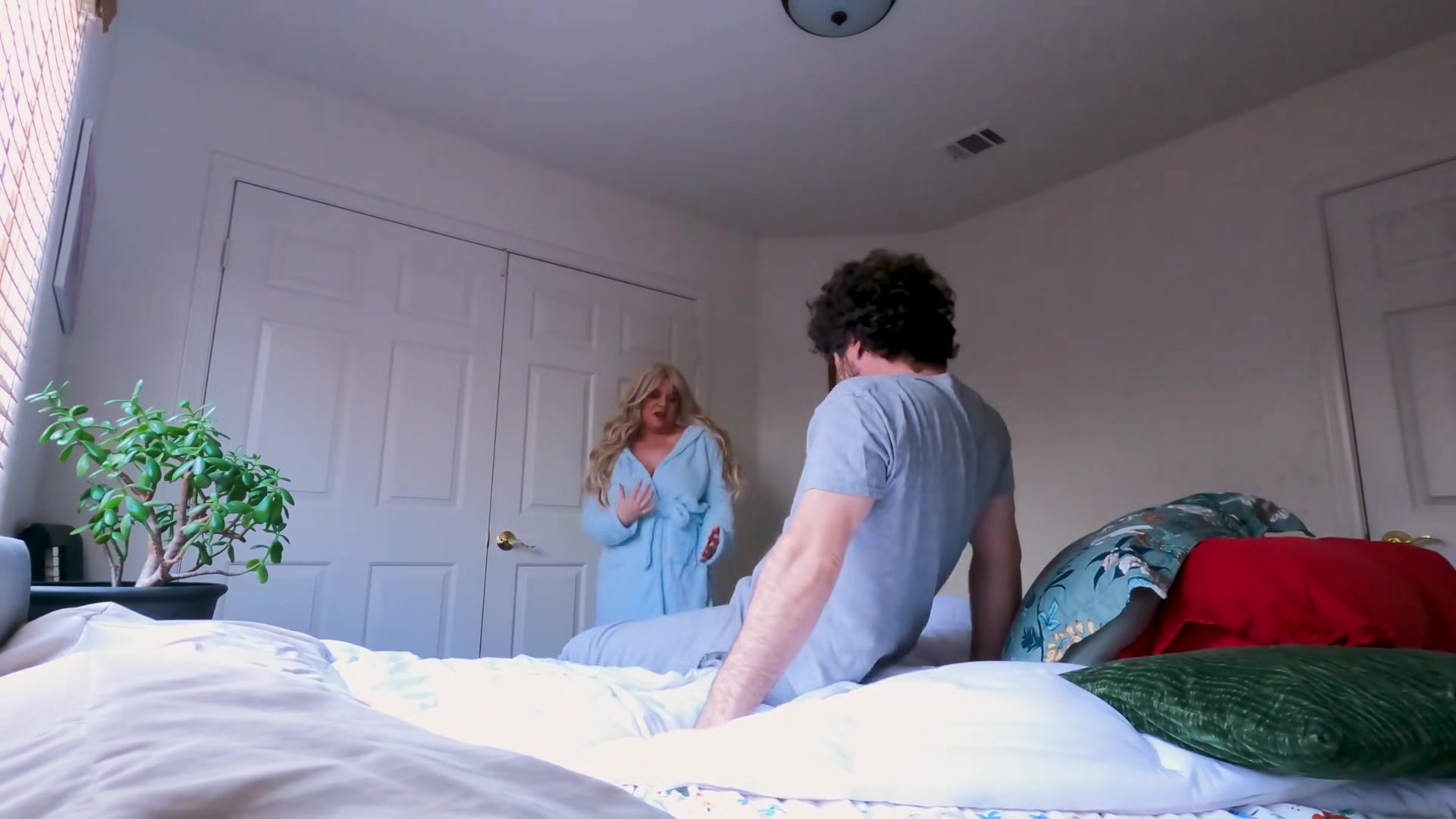 Stepmom Sits On A Hard Dick Up Her Ass And Gets Anal