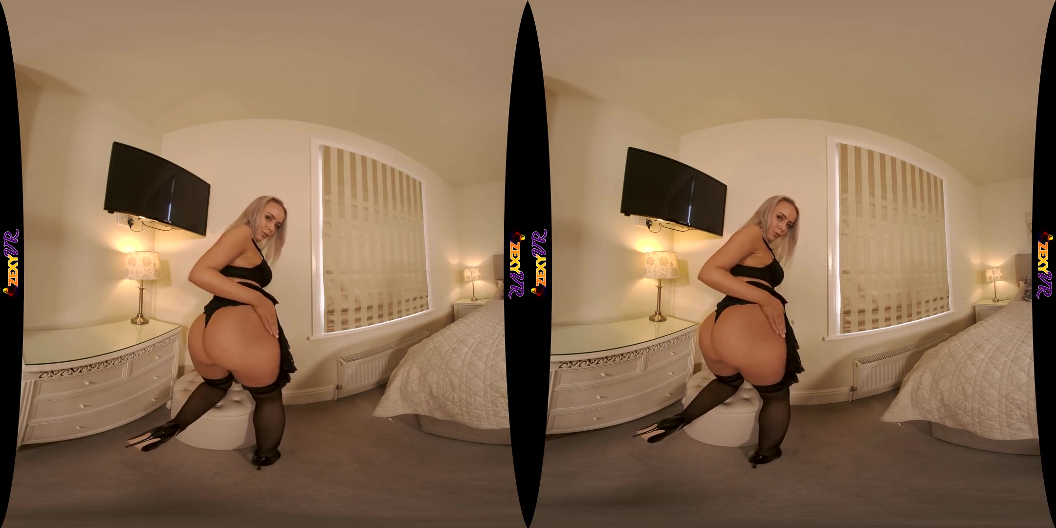 Beautiful; solo striptease big ass big tits blonde stockings